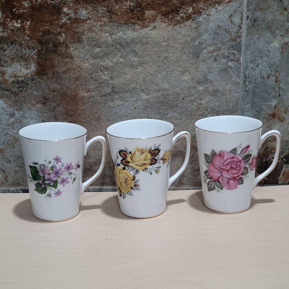 Royal Windsor Fine Bone China Floral Mugs Gold Trim Set of 3